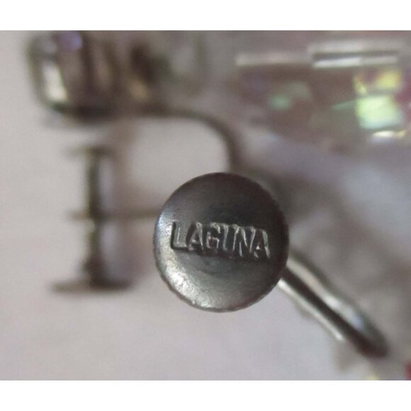 Vintage Laguna Crystal Screw Back Earrings Clear Faceted Aurora Borealis Beads - Picture 3 of 4